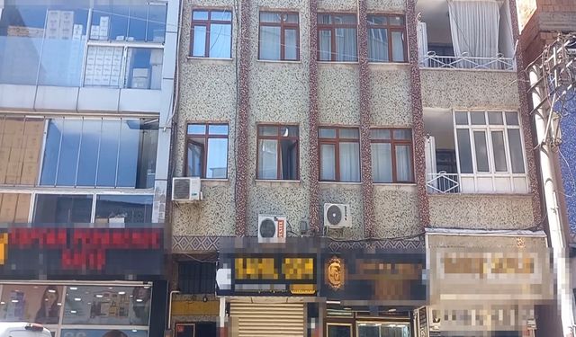 Aile içi şiddet ihbarına giden ekiplere ateş açıp 3 polisi yaralayan şüpheli tutuklandı