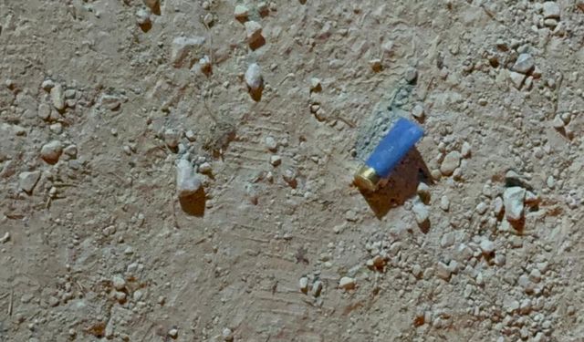 Düğünde pompalı tüfekle  rastgele ateş açıp 2 kişiyi yaraladı