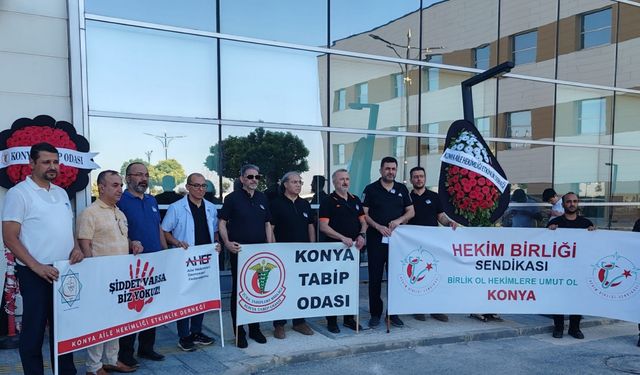 Görev yaptığı hastanede öldürülen Dr. Ekrem Karakaya, anıldı