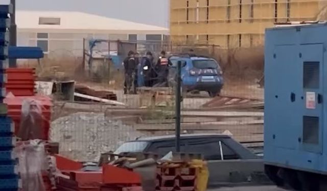 İstanbul - Arnavutköy'de eski çalıştığı fabrikada arkadaşını silahla vurup öldürdü; kümeste yakalandı