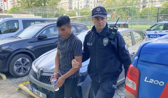 Kahvehanede demir sopalarla darbettiler; 3 gözaltı