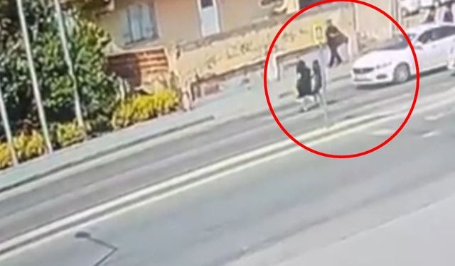 Kazada birlikte yaralandılar, kendisi acısını unutup annesine koştu