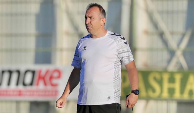 Konyaspor Teknik Direktörü Recep Uçar: Kadro iskeletimizi de koruyarak devam ediyoruz
