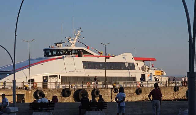 Marmara- İstanbul seferini yapmakta olan deniz otobüsü, rahatsızlanan yolcu için geri döndü