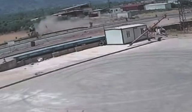 Takla atan hafif ticari aracın sürücüsü öldü