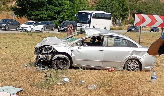 Takla atan otomobildeki 7 yaşındaki Azra öldü, ailesi yaralı