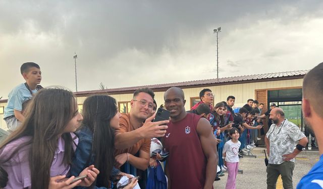 Trabzonspor’un Erzurum kampındaki üçüncü taraftar buluşması da coşkulu geçti