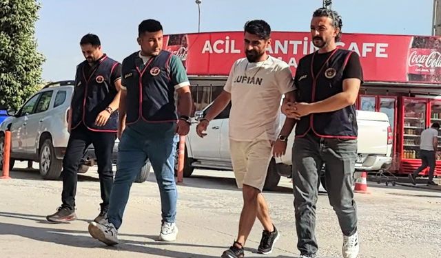Uyuşturucu hükümlüsü kafede çay içerken yakalandı