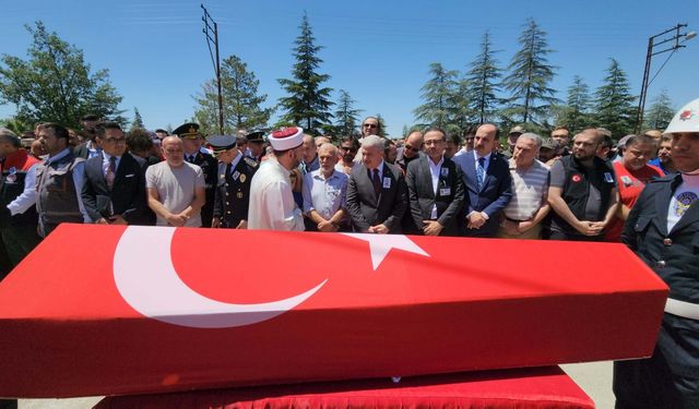 Yangında şehit olan başmühendisin babası: HÜRJET ilk uçtuğunda sevincini bir görseydiniz (2)