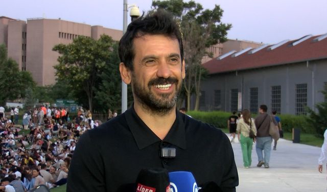 Ankara'da sinemaseverler açık hava sinemasında bir araya geldi