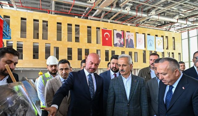 Bakan Uraloğlu: Tarihi yapılarımızı ayağa kaldırmak için var gücümüzle çalışıyoruz (2)