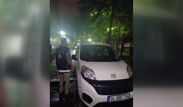 Bursa'da göçmen kaçakçılığı operasyonu: 2 organizatör ile 5 kaçak göçmen yakalandı