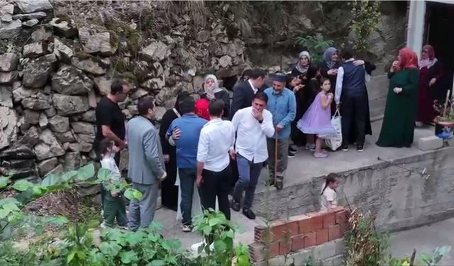 Düğün öncesi gelin almada silahla ateş açıldı: 1 ölü, 2 yaralı (2)
