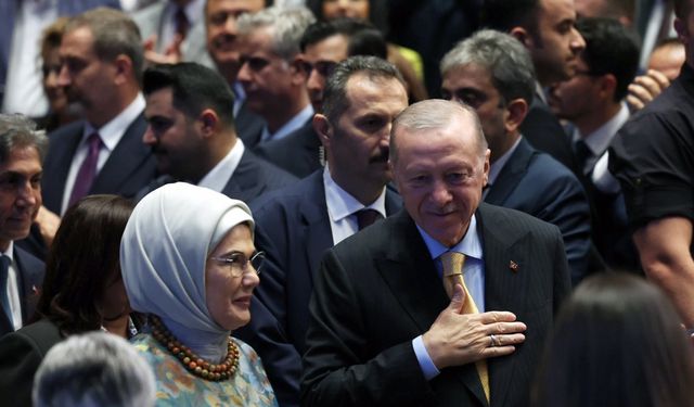Emine Erdoğan'dan AK Parti'nin kuruluş yıl dönümü paylaşımı