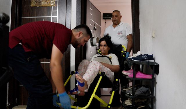 Fizik tedavi için destek bekleyen Leyla'ya yardım eli uzatıldı/Ek fotoğraflar