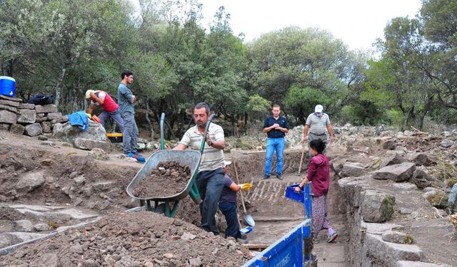 Helenistik Dönem'e ait tek Hestia heykeli, Manisa Müzesi'nde sergileniyor
