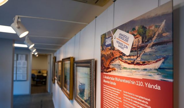 İş Sanat’ın ‘Mavinin İzinde’ sergisi, Gelibolu’da sanatseverlerle buluştu
