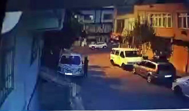 İstanbul- Avcılar'dan çaldıkları kamyonetle başka bir aracın ses sistemini çaldılar