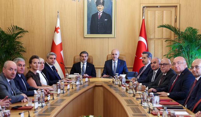 Kurtulmuş: İsrail'in Filistin'e yaşattıkları sessiz kalan bütün insanlığın ortak ayıbıdır