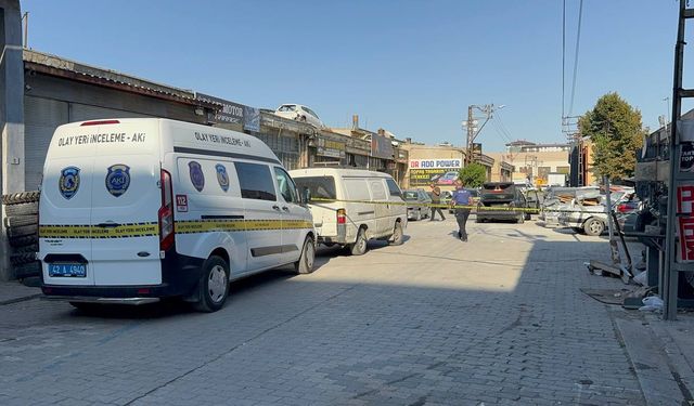 Otomobil tamirhanesinde palalı kavgada ustanın parmağı koptu, 2 kişi de darbedildi