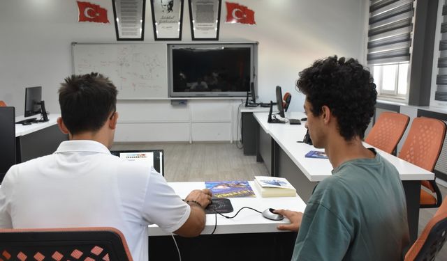 Üniversite adaylarına parmak izinden 'tercih' desteği