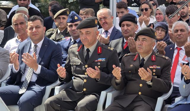 Afyonkarahisar'da mühimmat deposundaki patlamada şehit olan askerler anıldı
