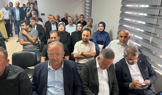 AK Parti'li Zengin: Bir şeyi iyileştirirken yeni bir yara açmaya asla müsaade etmemek lazım