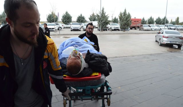 Aksaray'da otoyolda kaza: 1 asker şehit, 1 sivil öldü, 4 yaralı