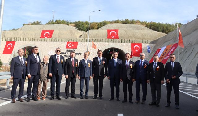 Bakan Uraloğlu, Şehit Ahmet Özsoy Tüneli'nin açılışını yaptı