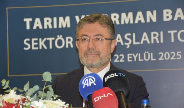 Bakan Yumaklı: Çocuklarımıza tarımı ve ormanı sevdirmek artık milli bir görev (2)