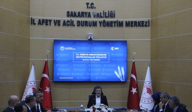 Bakan Yumaklı: Hassas davranmalıyız, çok küçük bir problemin devasa alanları yaktığını görüyoruz (2)