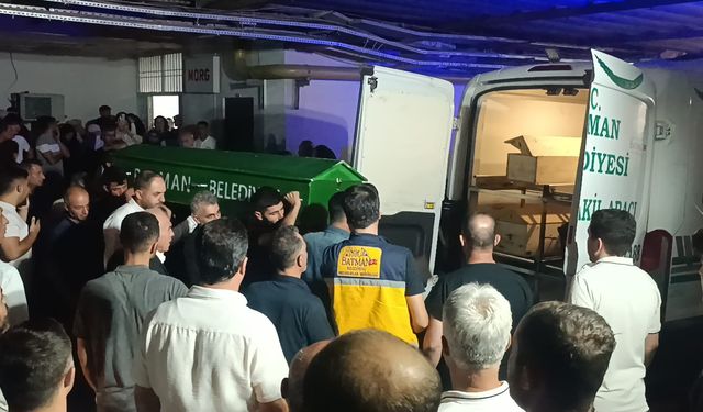 Batman'da silahlı saldırıda ölen çift ile 2 çocuğu toprağa verildi, gözaltı sayısı 18'e çıktı