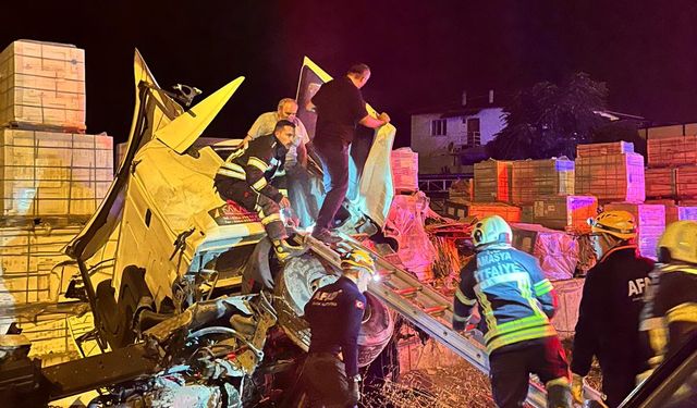 Devrilen tankerin şoförü yaralandı