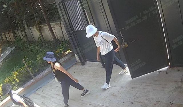 Dikkat çekmemek için şık giyinip, şapka ve gözlük takan hırsızlık şüphelisi 3 kadın yakalandı