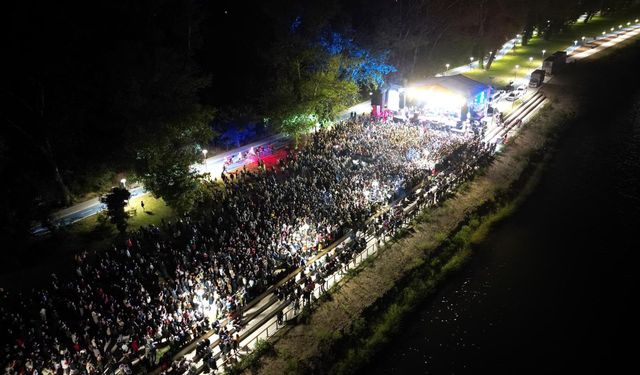 Edirne'de konser veren Kıraç, Güllü'yü andı
