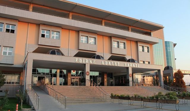 Kiralık otomobilde, yurt dışına kaçmak isteyen 4 şüpheli yakalandı