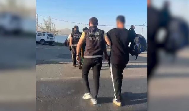 Midelerinde uyuşturucu ile yakalanan yabancı uyruklu 3 şüpheli tutuklandı