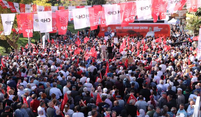 Özgür Özel: Mansur Başkan gibi namus timsaline laf atıyorlar