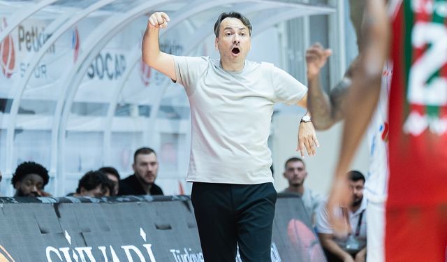 Petkimspor farklı başladı