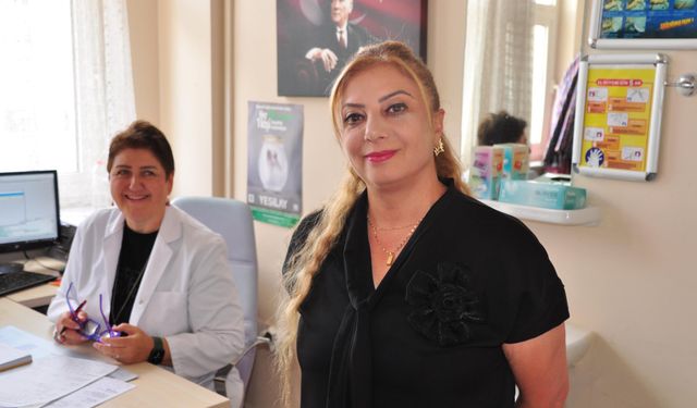 Türkiye'de her 2 erkekten ve her 4 kadından biri sigara içiyor