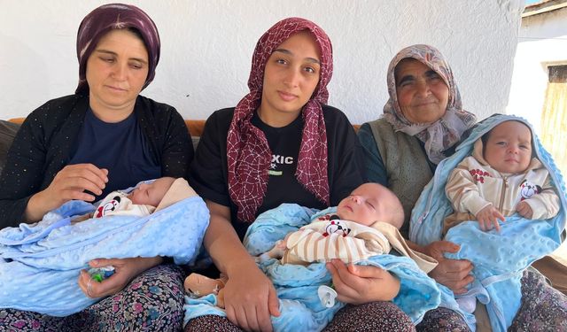 Üçüzleri olan baba, işi bırakıp bebek bakmak zorunda kaldı
