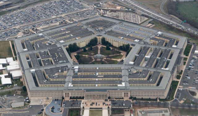 ABD Savunma Bakanlığı, personel maaşını ödemek için bağış kullanacak