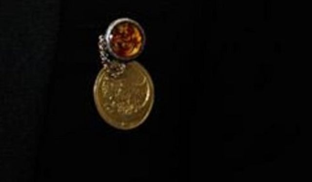 Akın Akınözü İstiklal Madalyası ile Cannes'da