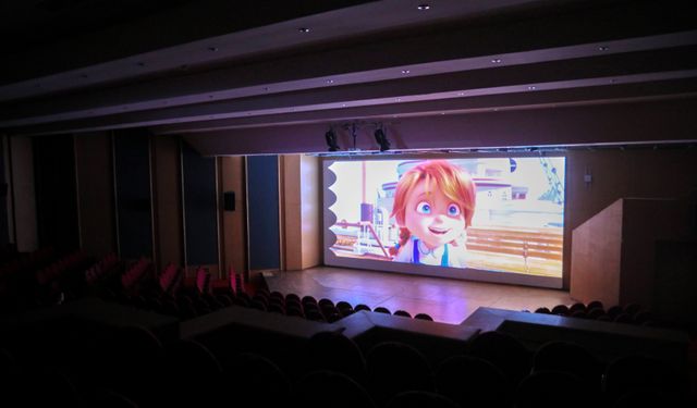 Altın Portakal 62'nci kez perdelerini açtı