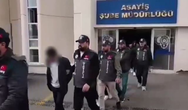 Ankara'da kuyumcudan 7 kilo altın çalındı; o anlar kamerada / Video eklendi