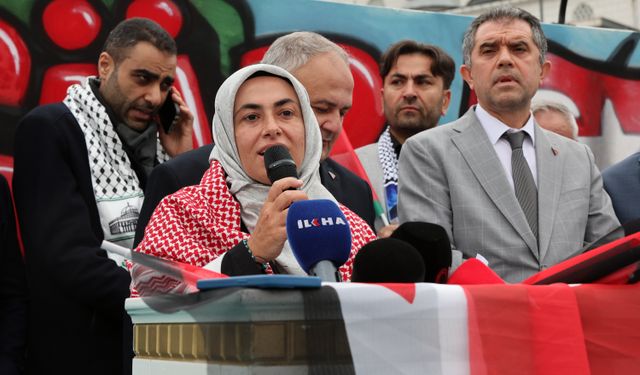 Bağcılar'da ‘Nehirden Denize Özgür Filistin' yürüyüşü düzenlendi
