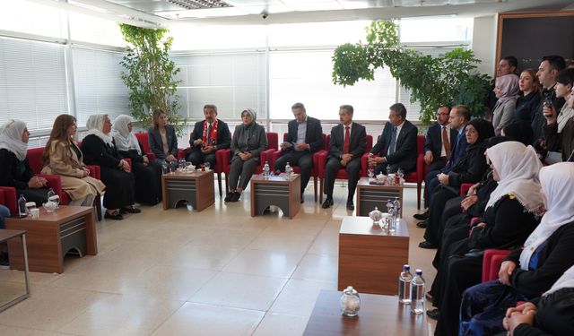 Bakan Bayraktar: Kendi petrolünü, doğal gazını üreten Türkiye, çok daha güçlü bir ülke olacak