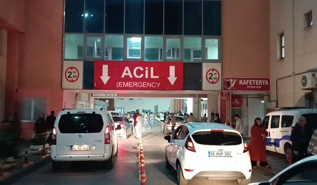 Batman'da hafif ticari araç, motosiklet ve elektrikli bisiklet çarpıştı: 6 yaralı