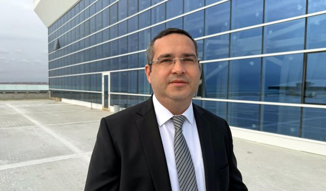 ‘Binalara deprem güçlendirmesi yaparken, yangına açık hale getirmememiz gerek'