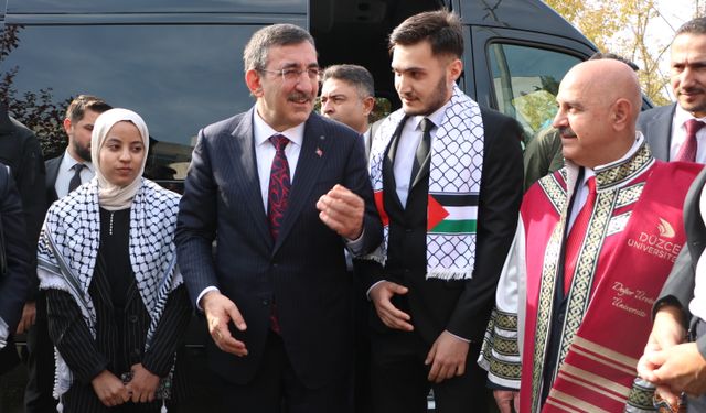 Cevdet Yılmaz: Kampüslerin etrafına zihinsel duvarlar örmeyelim